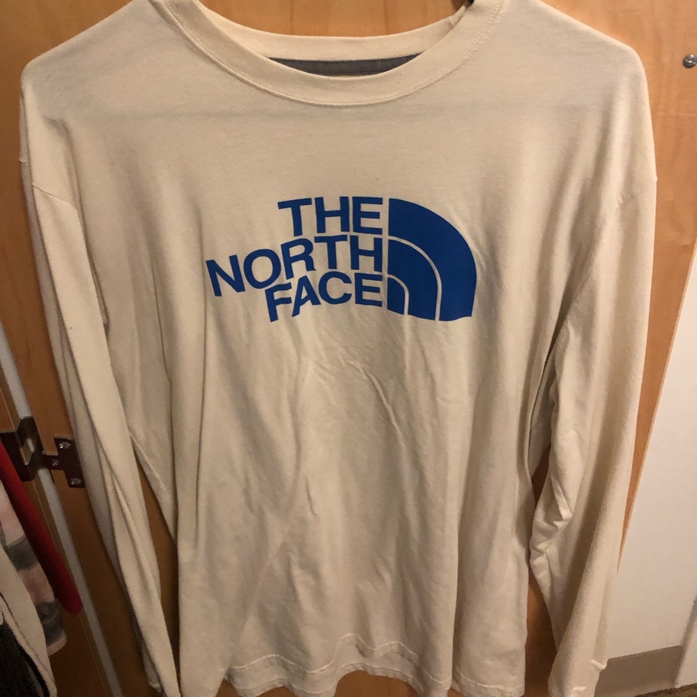 Long sleeve North Face t shirt